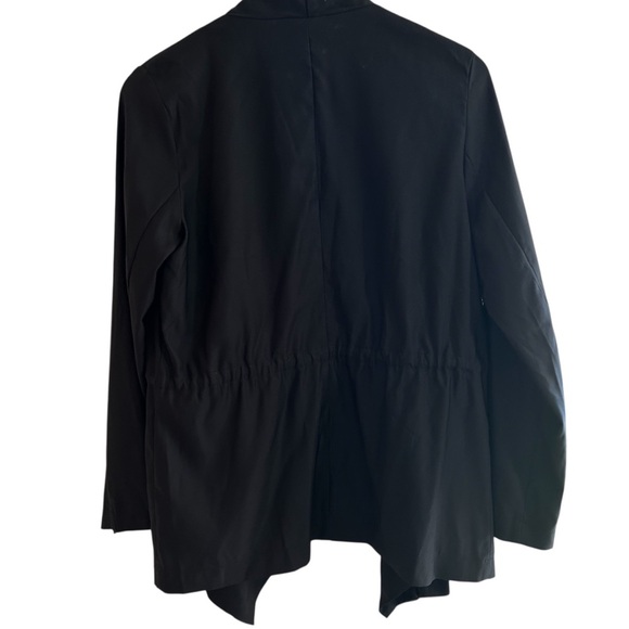 Ninexis | Black Women's Jacket with Roll Sleeves - Picture 3 of 9